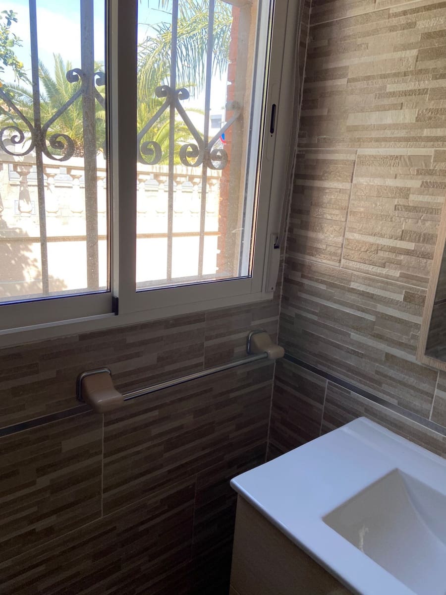 4 makuuhuone Omakotitalo myytävänä paikassa Cambrils - 510 000 € (Ref: 9946684)