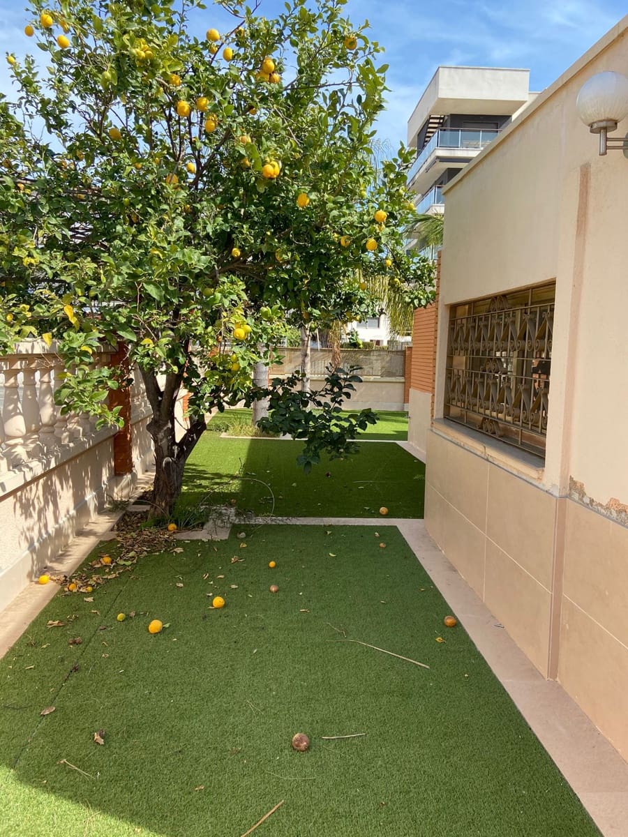 4 makuuhuone Omakotitalo myytävänä paikassa Cambrils - 510 000 € (Ref: 9946684)
