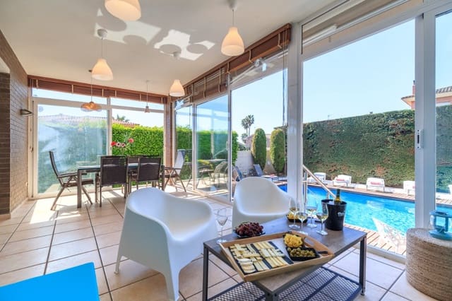 4 chambre Maison de Ville à vendre à Vilafortuny, Cambrils avec piscine garage - 1 350 000 € (Ref: 9946689)