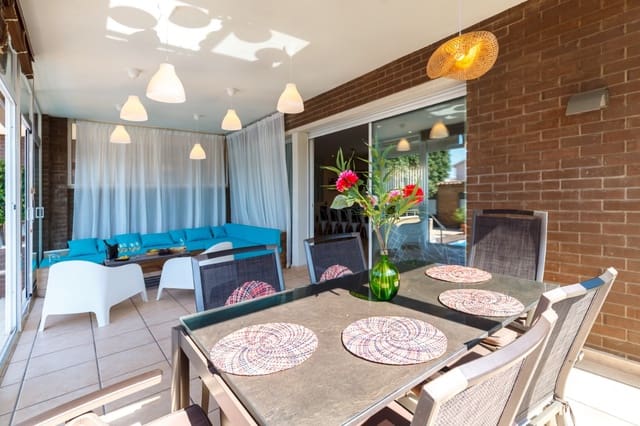 4 chambre Maison de Ville à vendre à Vilafortuny, Cambrils avec piscine garage - 1 350 000 € (Ref: 9946689)