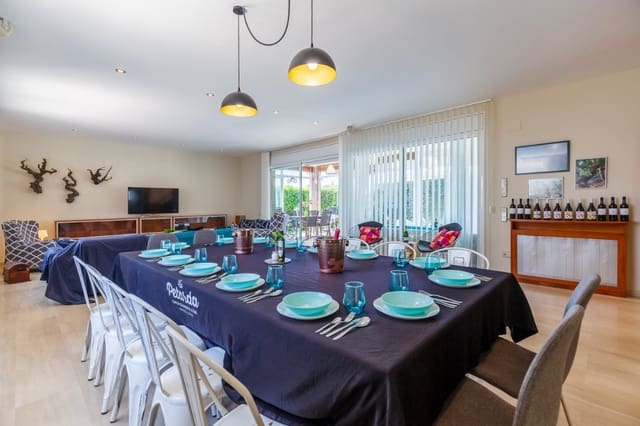 4 chambre Maison de Ville à vendre à Vilafortuny, Cambrils avec piscine garage - 1 350 000 € (Ref: 9946689)