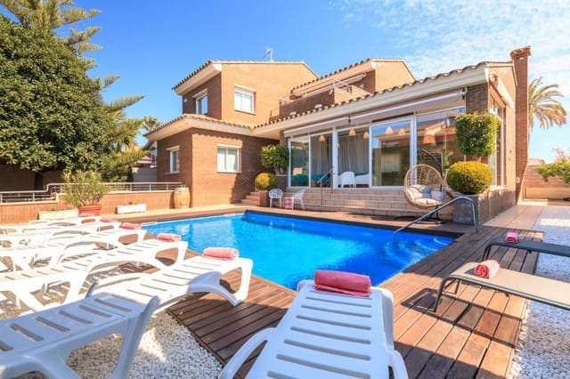 4 chambre Maison de Ville à vendre à Vilafortuny, Cambrils avec piscine garage - 1 350 000 € (Ref: 9946689)