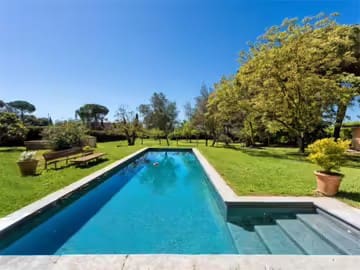 10 soveværelse Byhus til salg i Barcelona by med swimmingpool - € 1.500.000 (Ref: 9946703)