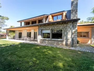 10 soveværelse Byhus til salg i Sant Antoni, Barcelona by med swimmingpool - € 1.500.000 (Ref: 9946703)
