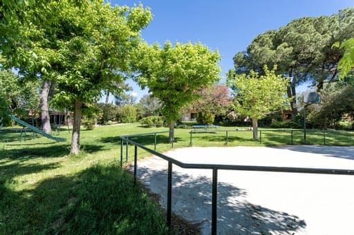 10 soveværelse Byhus til salg i Barcelona by med swimmingpool - € 1.500.000 (Ref: 9946703)