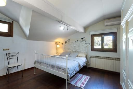 10 soveværelse Byhus til salg i Barcelona by med swimmingpool - € 1.500.000 (Ref: 9946703)