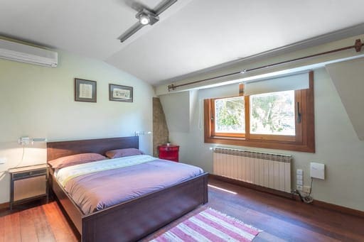 10 soveværelse Byhus til salg i Barcelona by med swimmingpool - € 1.500.000 (Ref: 9946703)