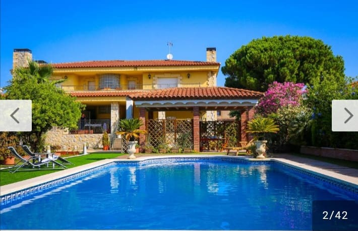 6 Zimmer Haus zu verkaufen in Cambrils mit Pool - 145.000 € (Ref: 9946709)