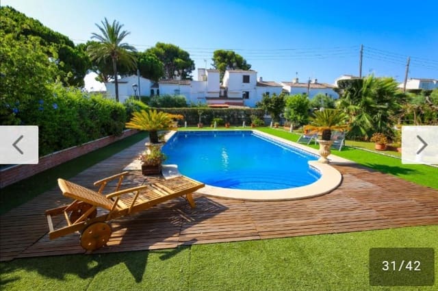 6 chambre Maison de Ville à vendre à Vilafortuny, Cambrils avec piscine - 145 000 € (Ref: 9946709)