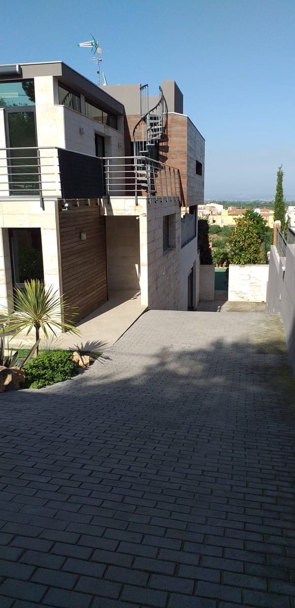 4 Zimmer Haus zu verkaufen in Tarragona Stadt mit Pool - 750.000 € (Ref: 9946716)