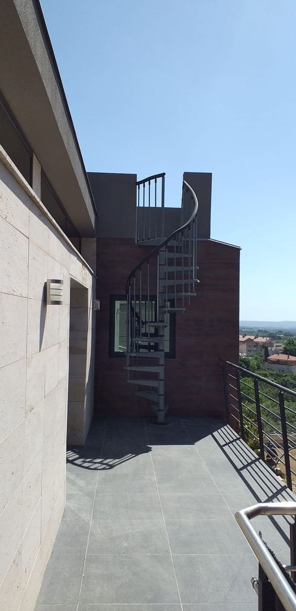 4 Zimmer Haus zu verkaufen in Tarragona Stadt mit Pool - 750.000 € (Ref: 9946716)