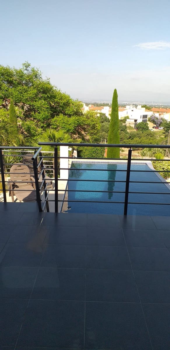 4 Zimmer Haus zu verkaufen in Tarragona Stadt mit Pool - 750.000 € (Ref: 9946716)