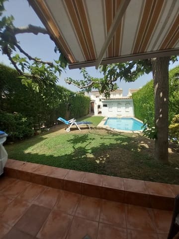 3 bedroom Townhouse for holiday rental in Miami Playa / Miami Platja, Mont-roig del Camp with pool - € 1,900 (Ref: 9968002)