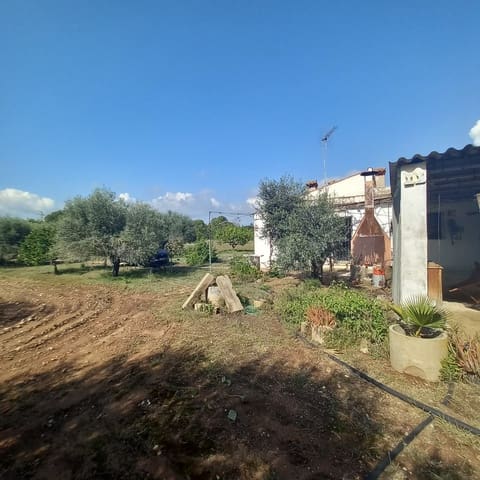 4 slaapkamer Finca/Landhuis te koop in Mont-roig del Camp - € 200.000 (Ref: 9997557)