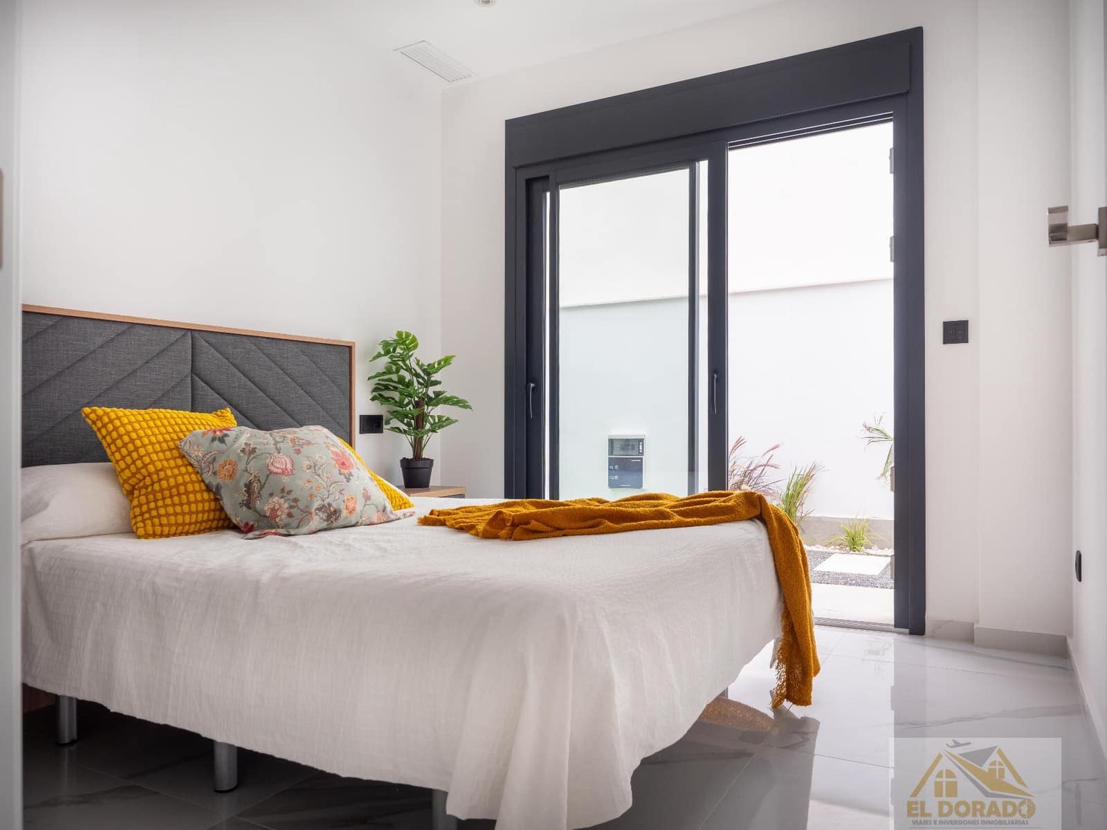 Pareado de 3 habitaciones en San Pedro del Pinatar en venta con piscina garaje - 489.000 € (Ref: 10167547)