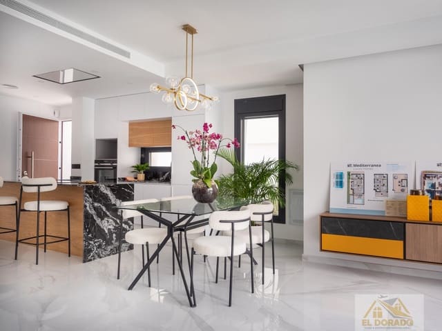 3 soverom Kjedet enebolig til salgs i San Pedro del Pinatar ciudad, San Pedro del Pinatar med svømmebasseng garasje - € 489 000 (Ref: 10167547)