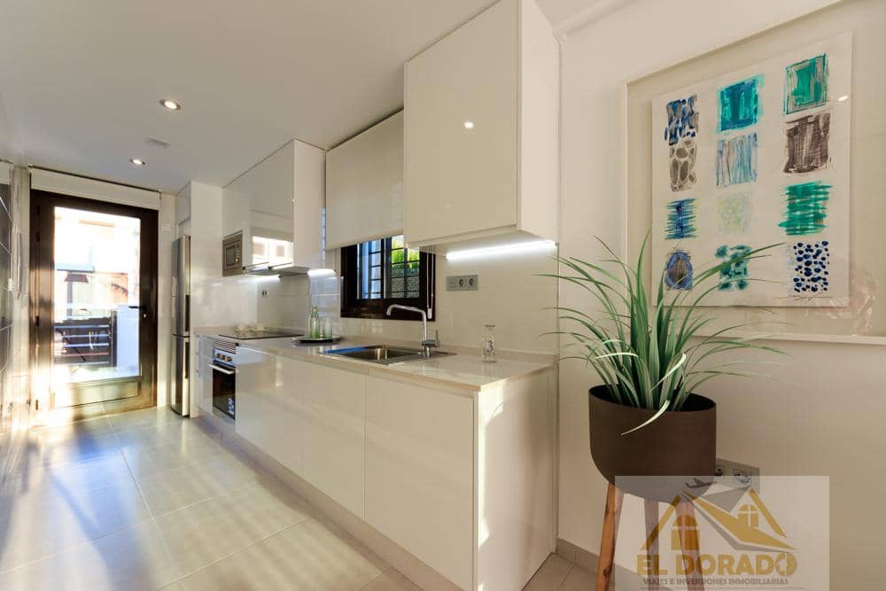 3 sypialnia Apartament na sprzedaż w Pilar de la Horadada z basenem garażem - 325 000 € (Ref: 7412260)