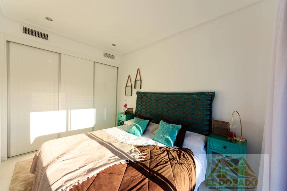 3 sypialnia Apartament na sprzedaż w Pilar de la Horadada z basenem garażem - 325 000 € (Ref: 7412260)