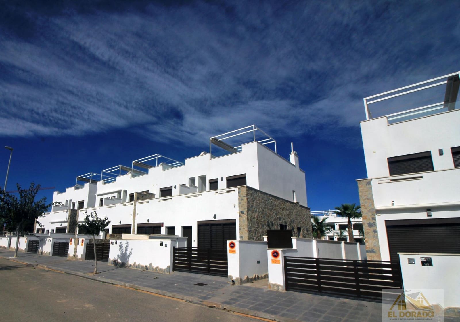 3 sypialnia Apartament na sprzedaż w Pilar de la Horadada z basenem garażem - 325 000 € (Ref: 7412260)