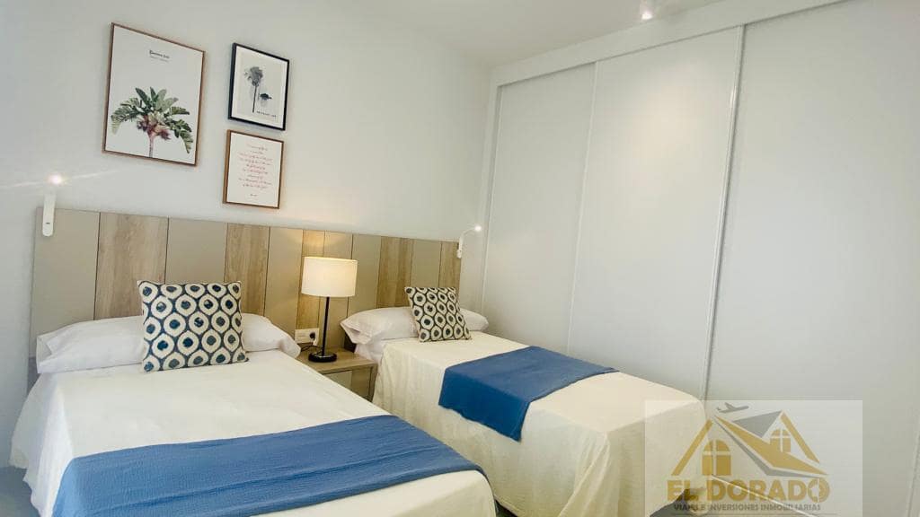 3 bedroom Villa for sale in Roldan with pool garage - € 368,500 (Ref: 7412261)