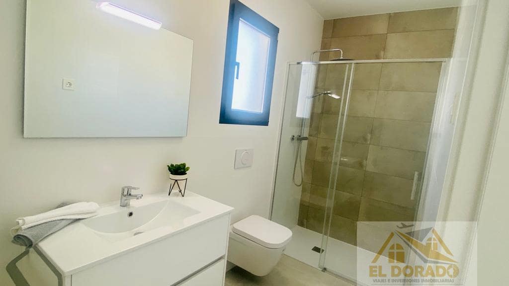 3 bedroom Villa for sale in Roldan with pool garage - € 368,500 (Ref: 7412261)