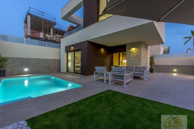 3 sypialnia Willa na sprzedaż w Ciudad Quesada, Rojales z basenem garażem - 499 000 € (Ref: 7481076)