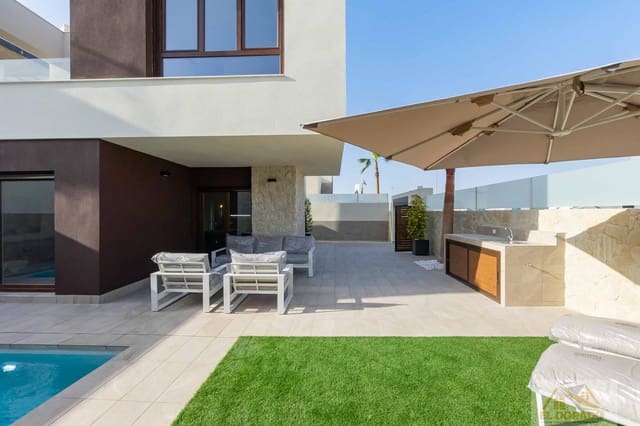 3 sypialnia Willa na sprzedaż w Ciudad Quesada, Rojales z basenem garażem - 499 000 € (Ref: 7481076)