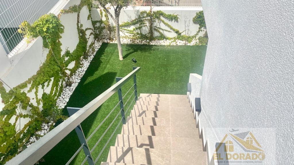 5 bedroom Villa for sale in Orihuela with pool garage - € 1,350,000 (Ref: 7536735)