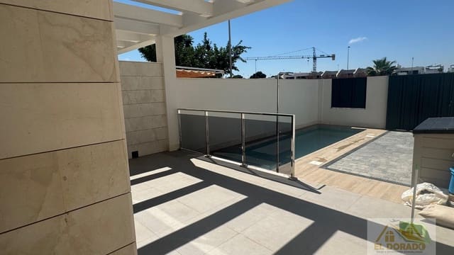 4 sypialnia Willa na sprzedaż w Santiago de la Ribera, San Javier z basenem garażem - 395 000 € (Ref: 8681598)