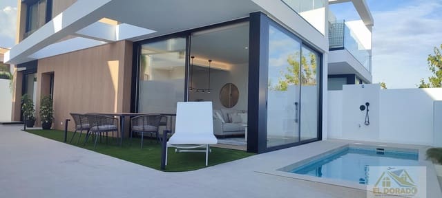 3 chambre Villa/Maison à vendre à Torre de la Horadada, Pilar de la Horadada avec piscine - 749 000 € (Ref: 8840624)