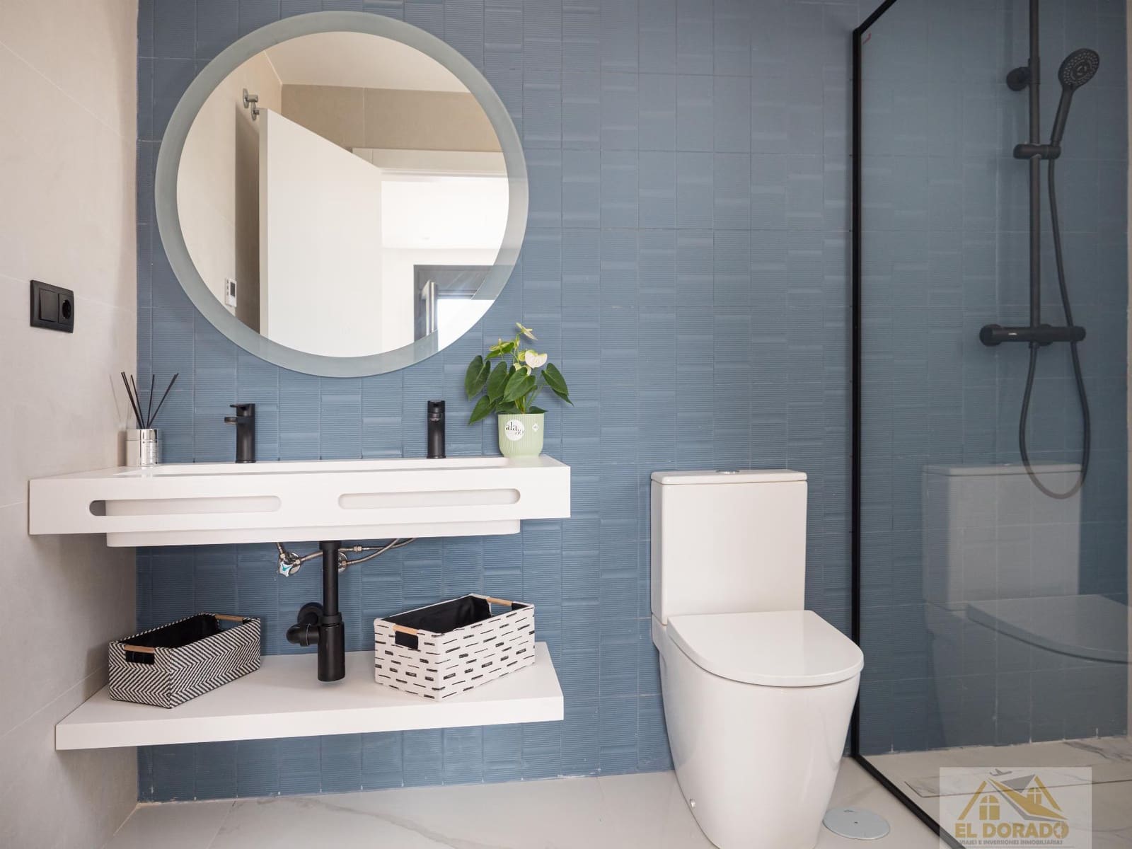 3 soveværelse Villa til salg i San Pedro del Pinatar med swimmingpool garage - € 465.000 (Ref: 9040000)