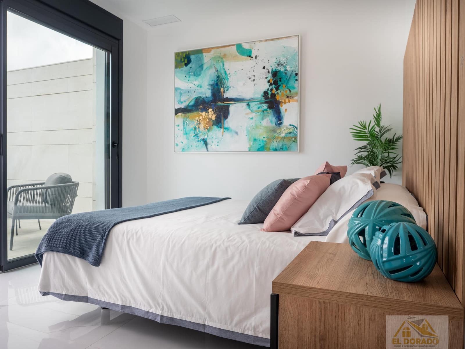 3 makuuhuone Huvila myytävänä paikassa San Pedro del Pinatar mukana uima-altaan 
autotalli - 465 000 € (Ref: 9040000)