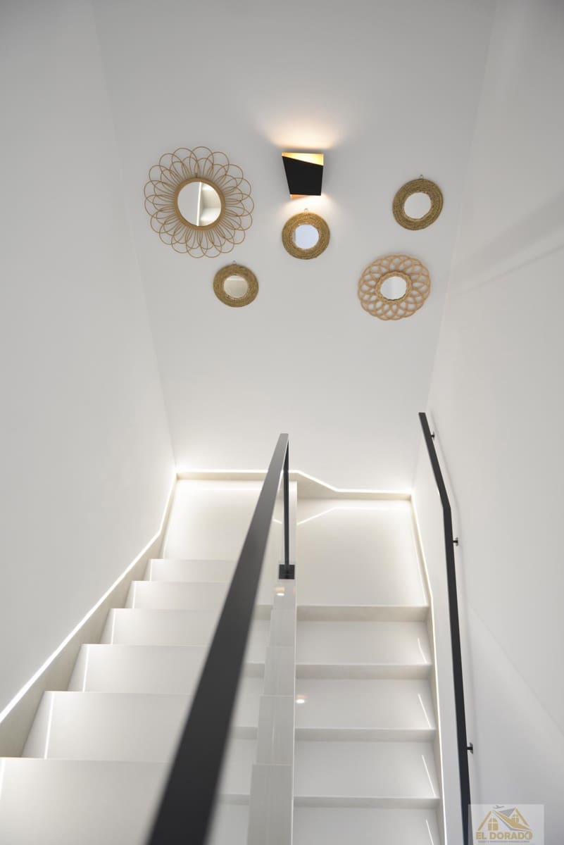 3 soveværelse Villa til salg i San Pedro del Pinatar med swimmingpool garage - € 410.000 (Ref: 9160627)