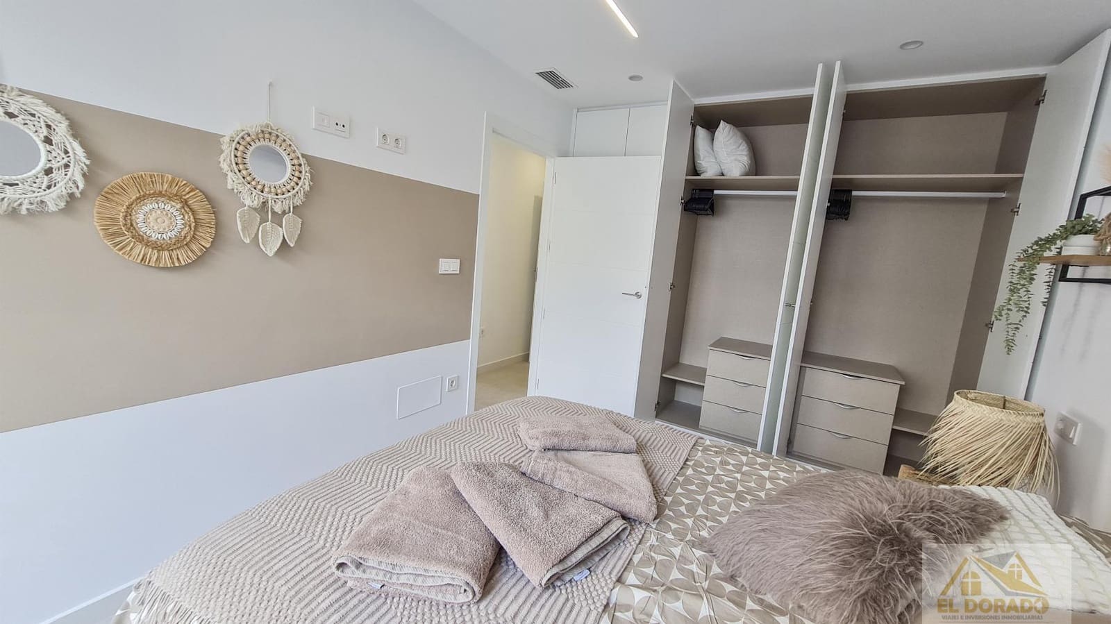 3 soveværelse Villa til salg i San Pedro del Pinatar med swimmingpool garage - € 410.000 (Ref: 9160627)