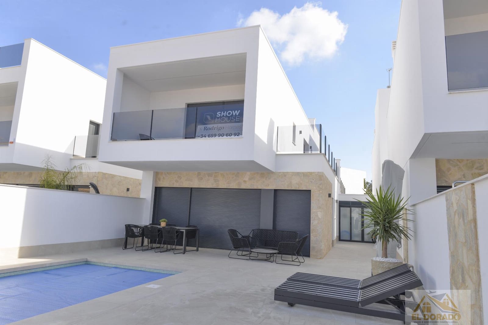 3 soverom Villa til salgs i San Pedro del Pinatar med svømmebasseng garasje - € 410 000 (Ref: 9160627)