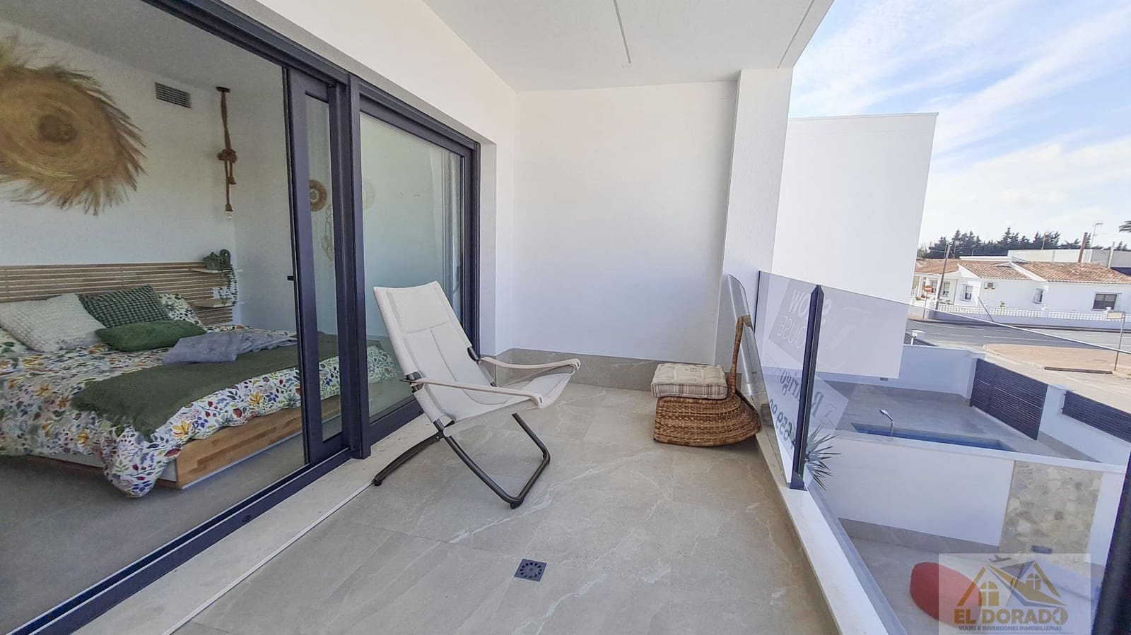 3 bedroom Villa for sale in San Pedro del Pinatar with garage - € 397,000 (Ref: 9160628)