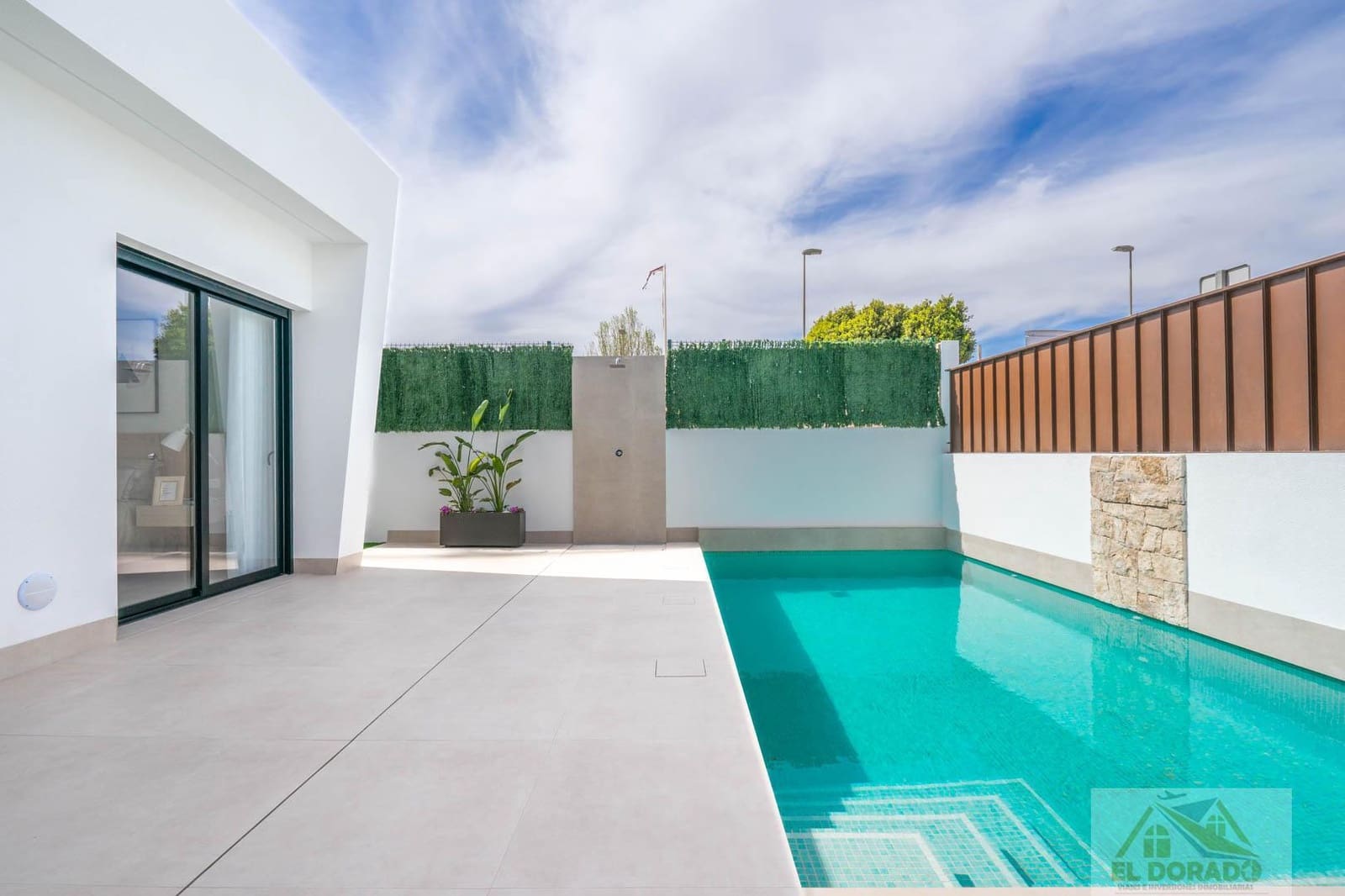 3 soveværelse Villa til salg i Roldan med swimmingpool garage - € 389.900 (Ref: 9160629)