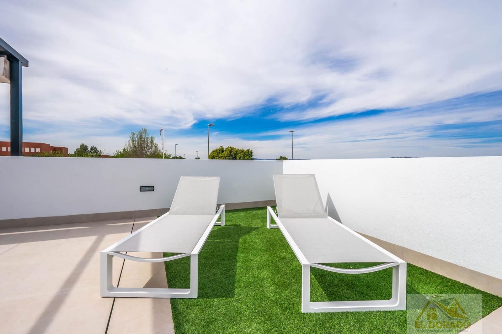 3 soverom Villa til salgs i Roldan med svømmebasseng garasje - € 389 900 (Ref: 9160629)