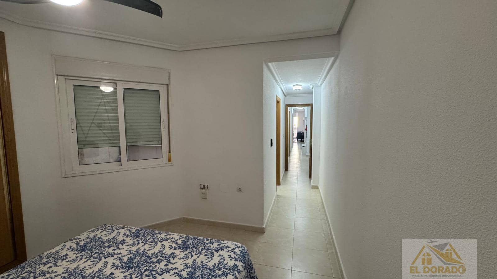 Appartement de 3 chambres à louer à Torrevieja - 950 € (Ref: 9298982)