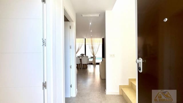 3 makuuhuone Huvila myytävänä paikassa Ciudad, San Javier mukana uima-altaan 
autotalli - 335 900 € (Ref: 9654327)