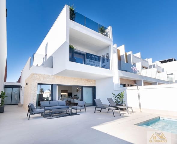 3 makuuhuone Huvila myytävänä paikassa San Pedro del Pinatar ciudad, San Pedro del Pinatar mukana uima-altaan 
autotalli - 425 000 € (Ref: 9656119)