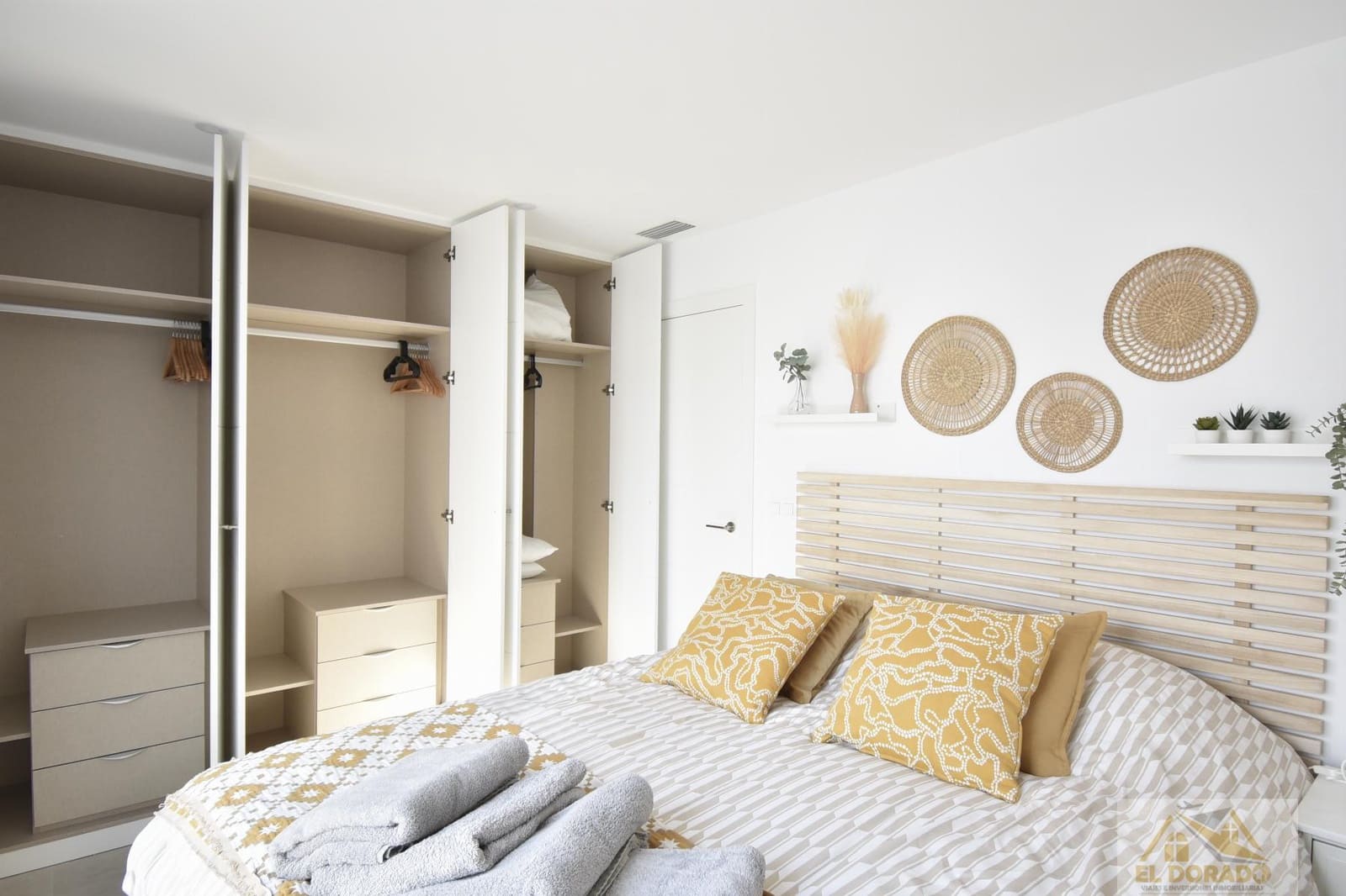 3 slaapkamer Villa te koop in San Pedro del Pinatar met zwembad garage - € 439.000 (Ref: 9656120)