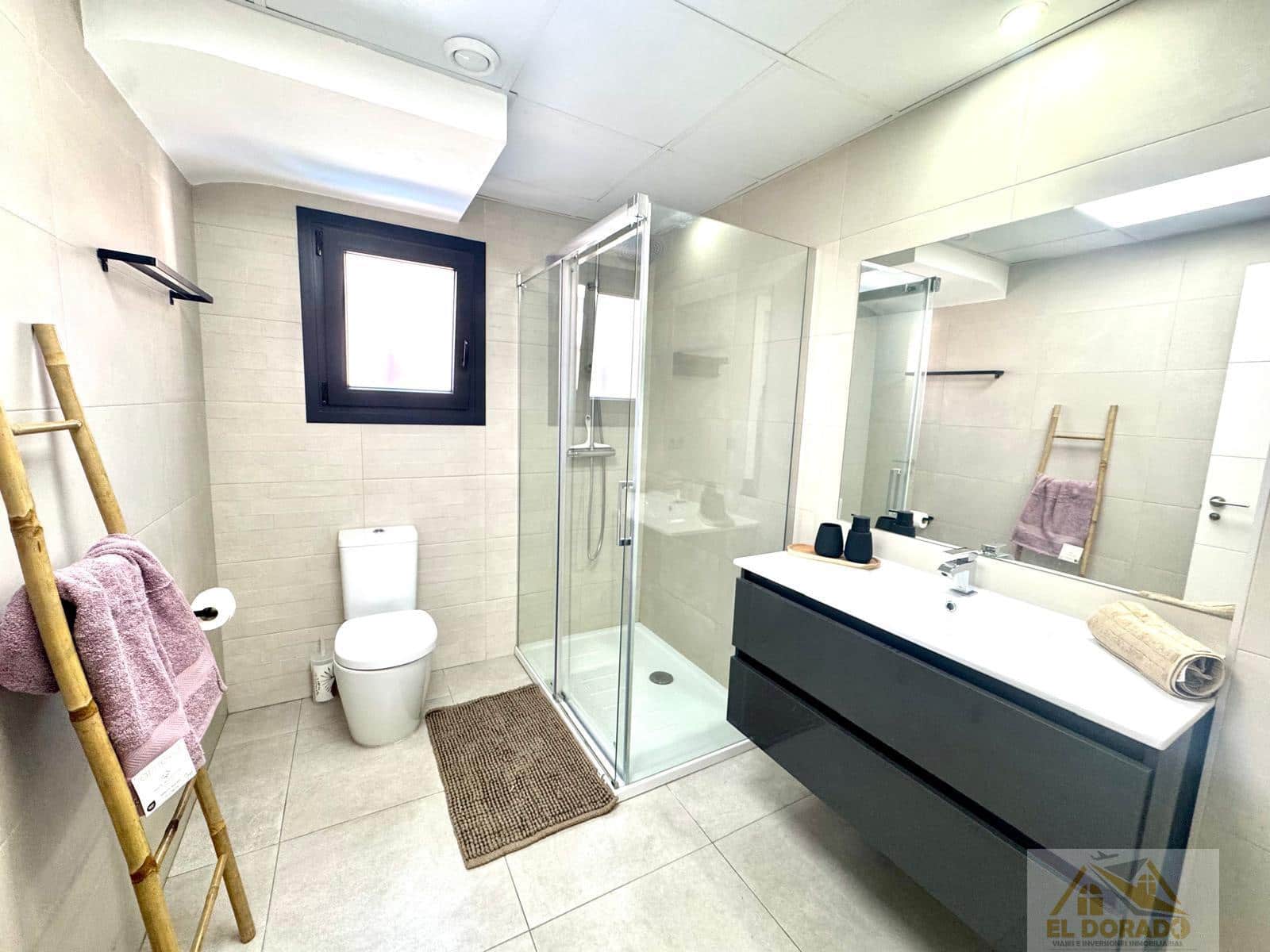 4 bedroom Villa for sale in San Javier with pool garage - € 285,000 (Ref: 9714956)