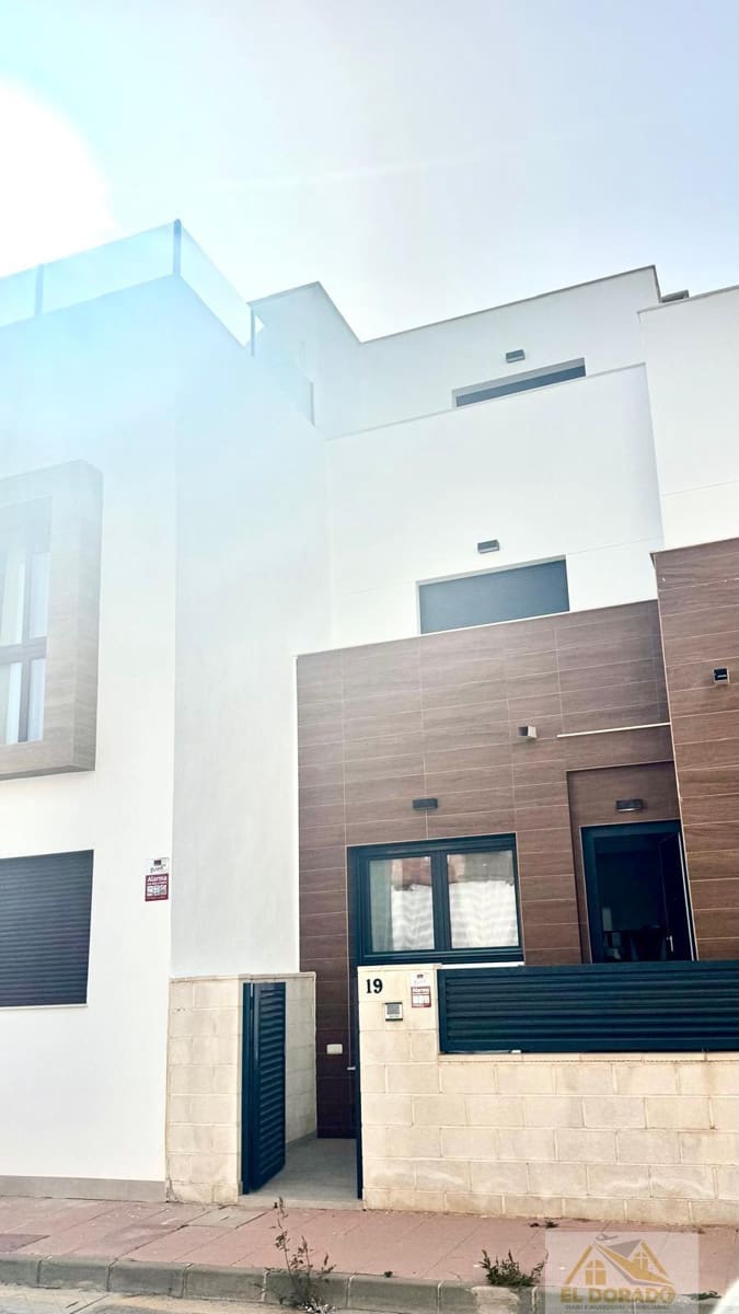 4 slaapkamer Villa te koop in San Javier met zwembad garage - € 275.000 (Ref: 9714956)