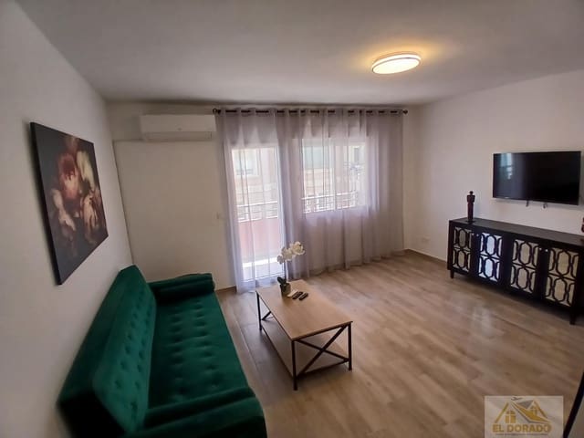 3 slaapkamer Appartement te huur in Puerto Deportivo, Torrevieja - € 1.200 (Ref: 9820739)