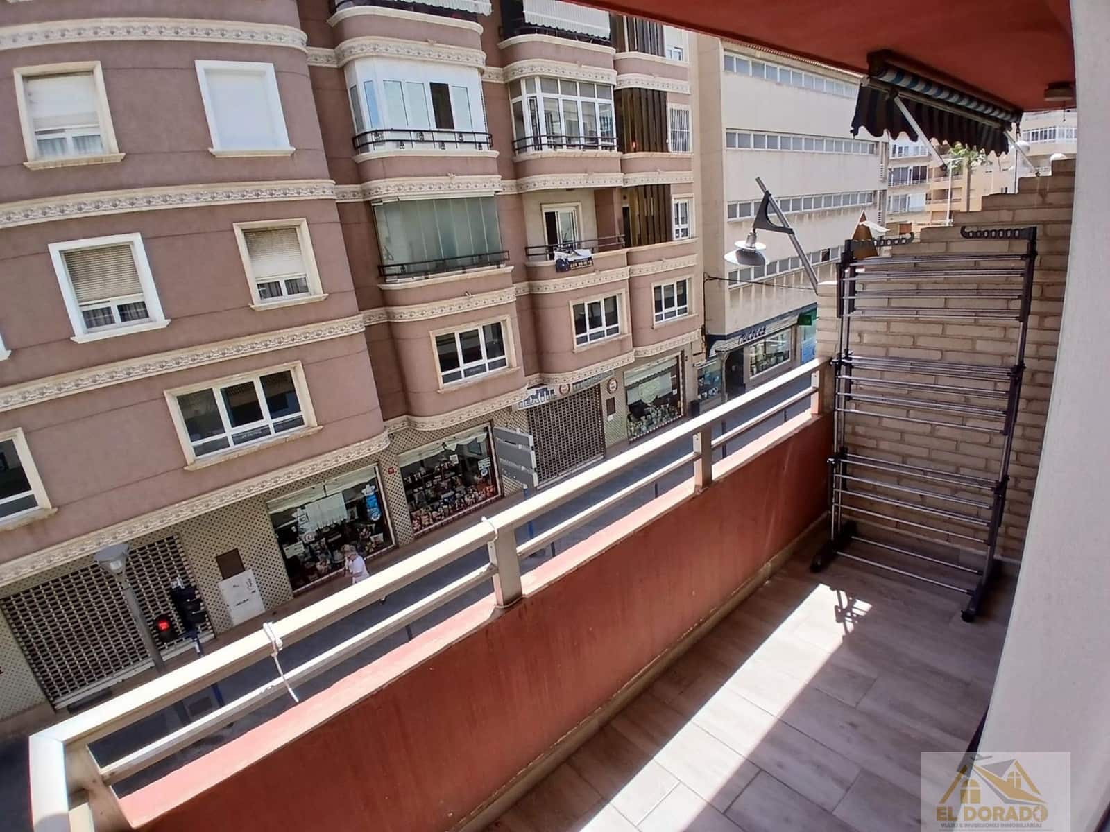 2 soverom Leilighet til leie i Torrevieja - € 1 200 (Ref: 9820739)