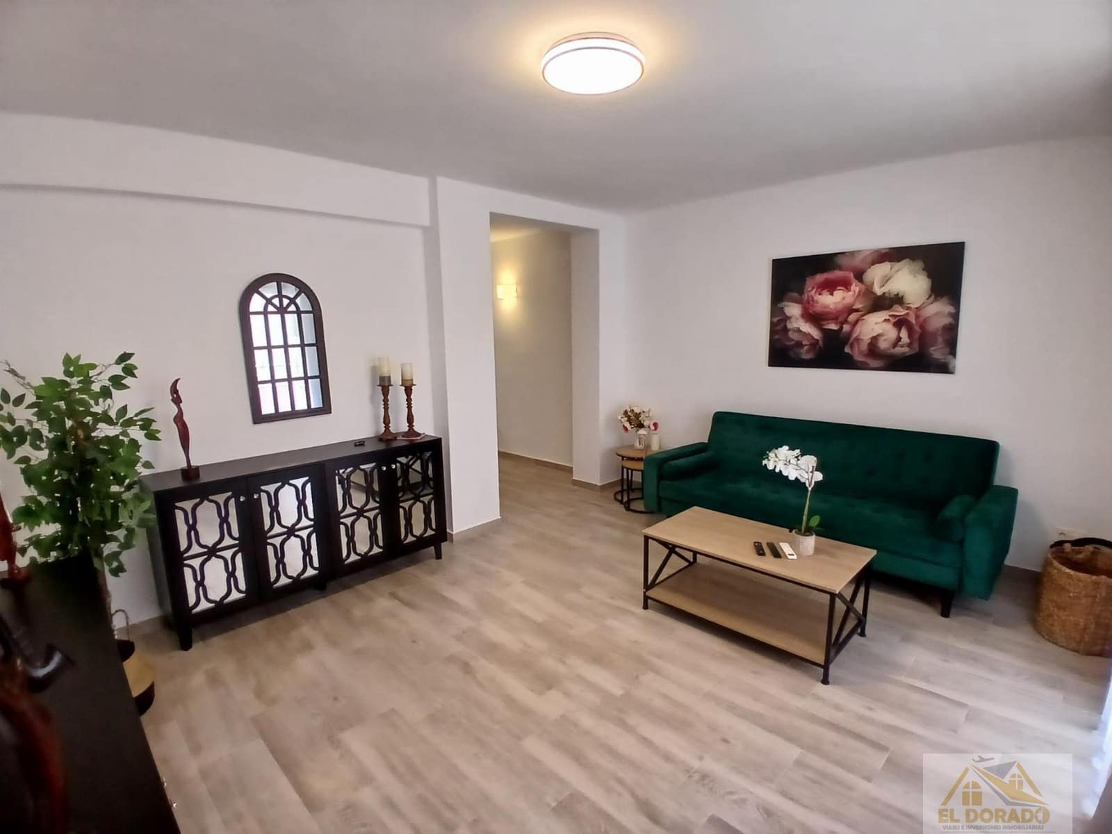 2 soverom Leilighet til leie i Torrevieja - € 1 200 (Ref: 9820739)