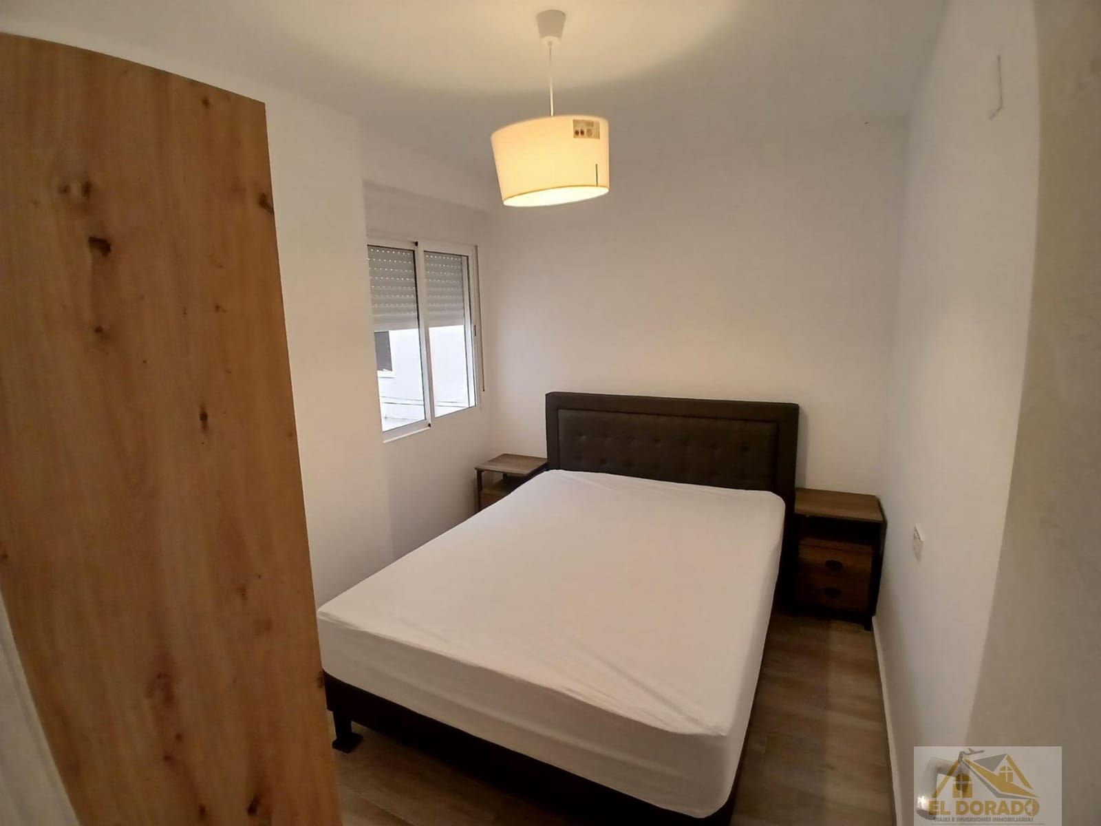 2 soverom Leilighet til leie i Torrevieja - € 1 200 (Ref: 9820739)