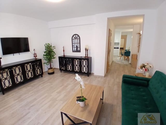 3 slaapkamer Appartement te huur in Puerto Deportivo, Torrevieja - € 1.200 (Ref: 9820739)