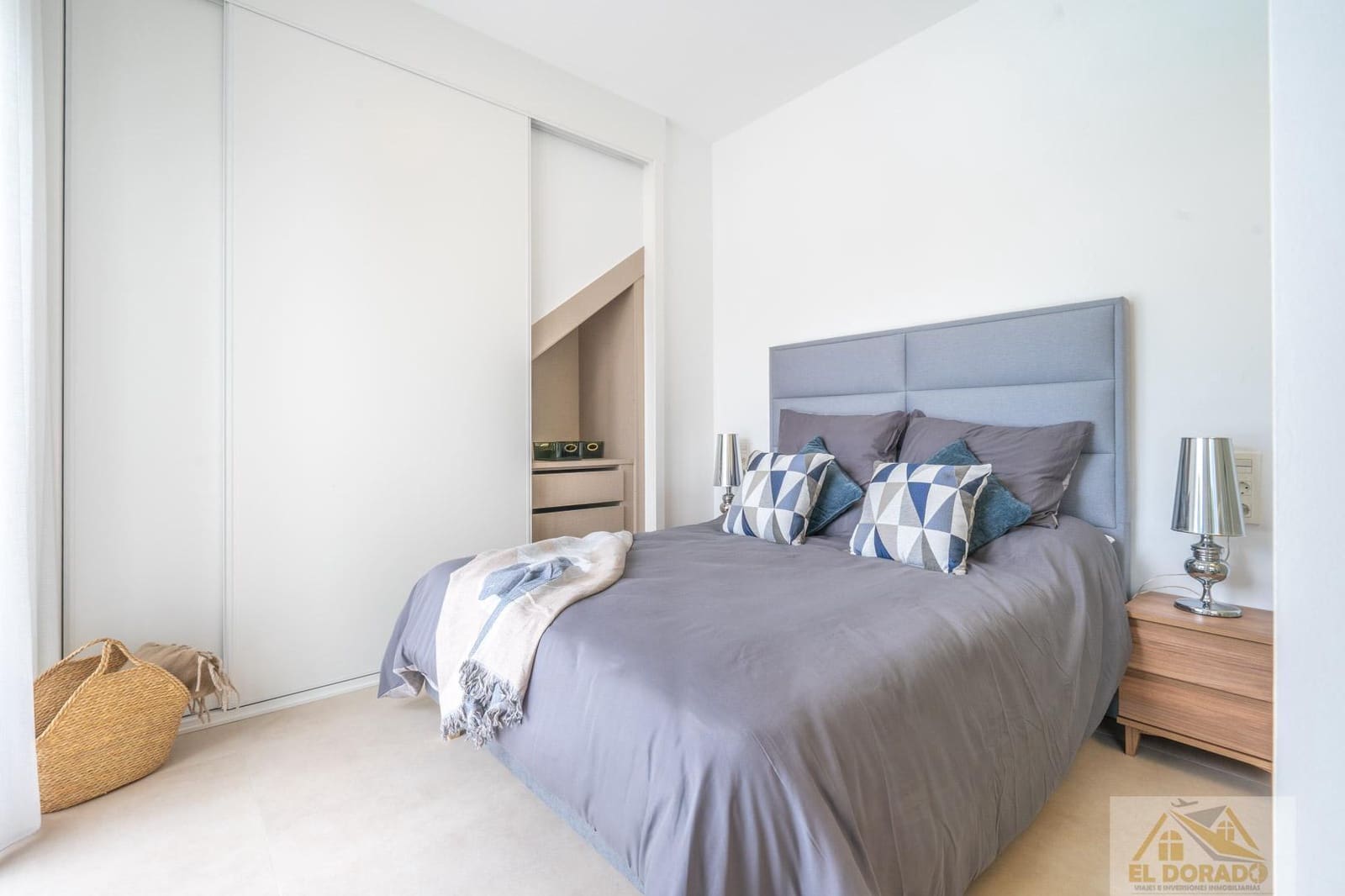 3 soverom Villa til salgs i Roldan med svømmebasseng garasje - € 389 900 (Ref: 9981644)